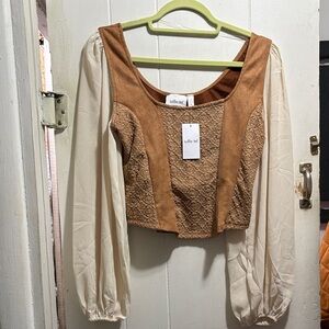 Textured Brown Suede-Look Crop Top with Cream Balloon Sleeves